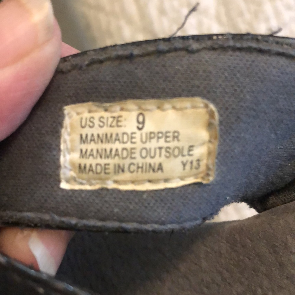 Volatile size 9 - Picture 3 of 3